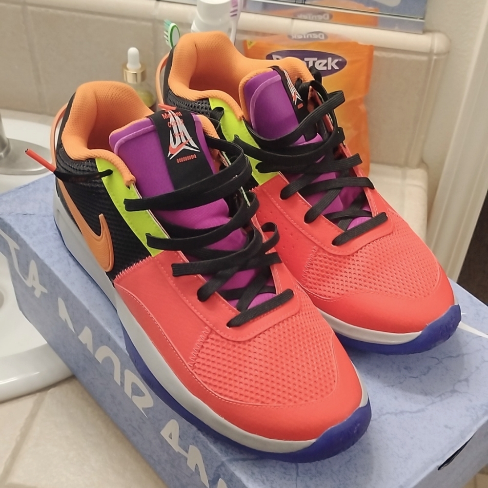 Nike Men's Multicolor Athletic Shoes